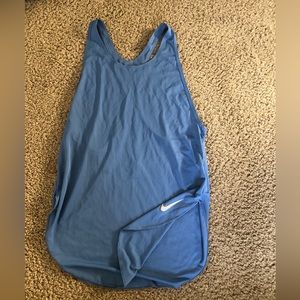 Women’s blue Nike tank!